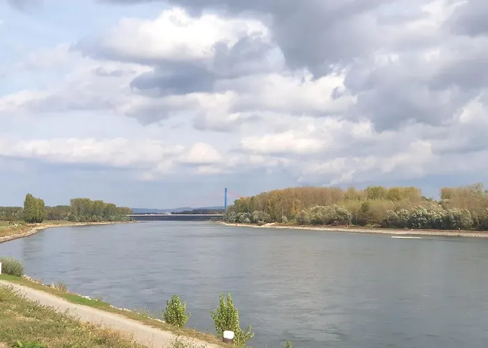 Apartamento Wohnen Am Rhein, Zentrumsnah, Mietvertrag Obligatorisch Espira