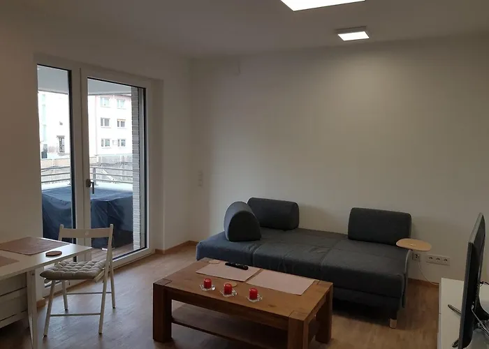 Wohnen Am Rhein, Zentrumsnah, Mietvertrag Obligatorisch Apartamento